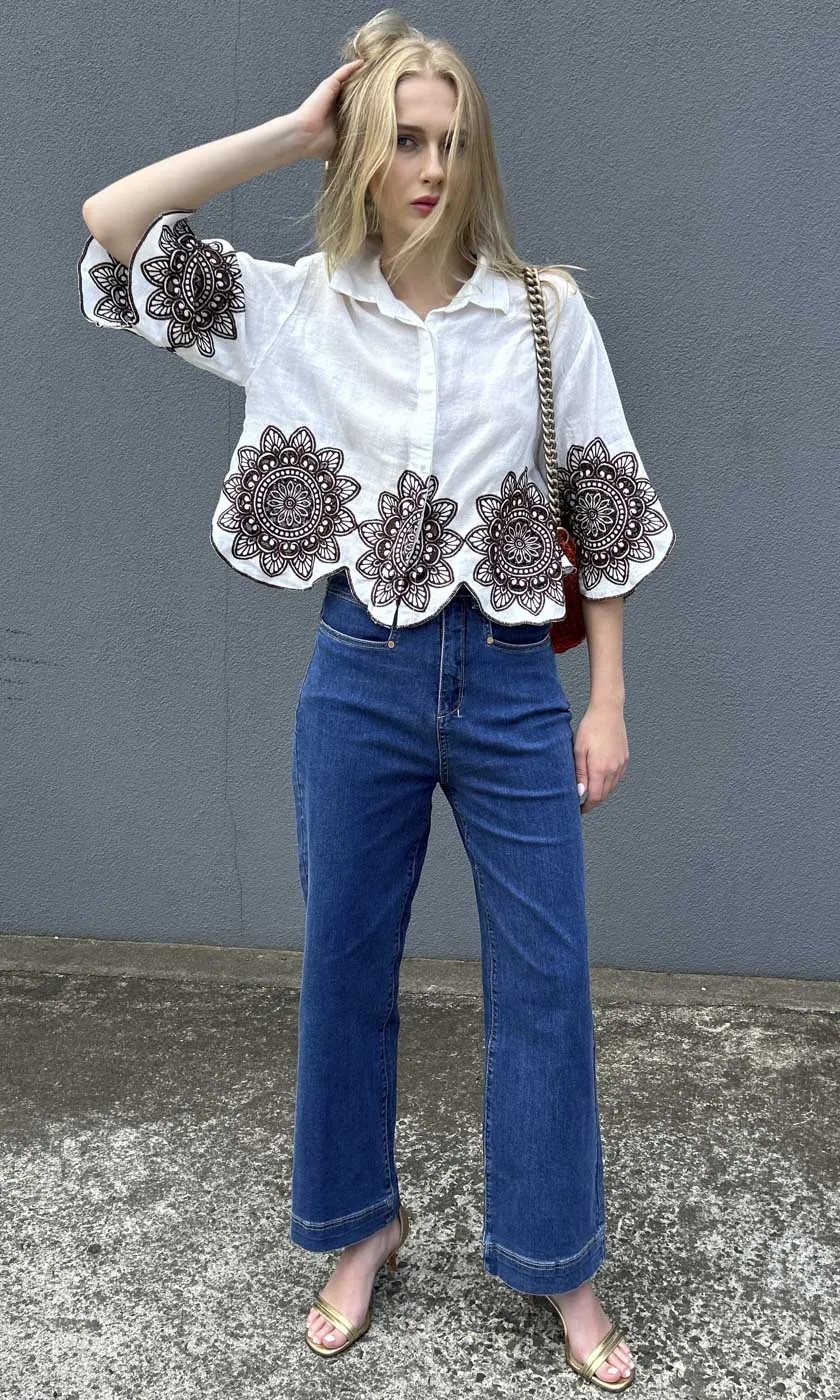 Archaic Kori Embroid Flower Shirt