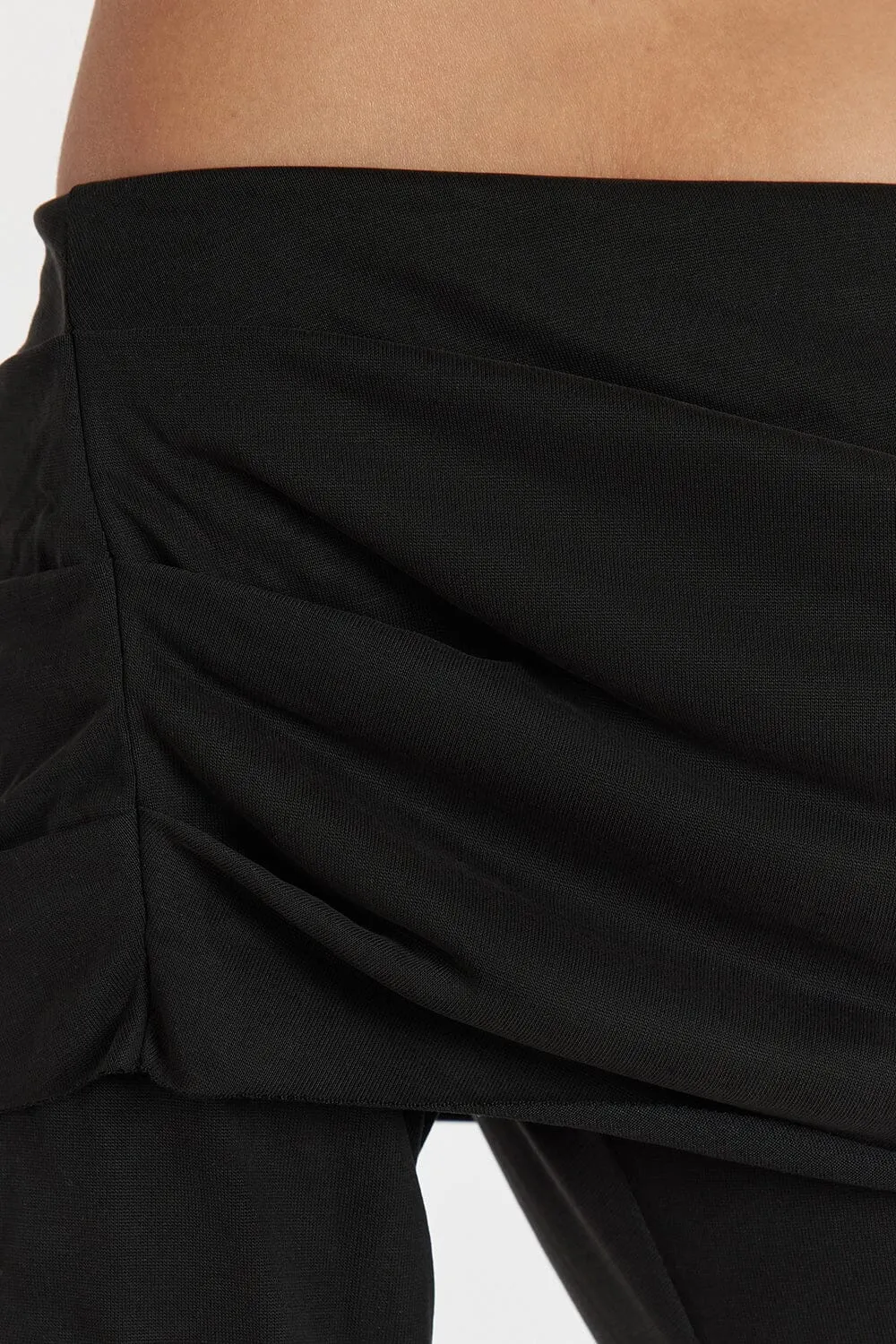 ROBYN WASHED BLACK OFF SHOULDER TOP