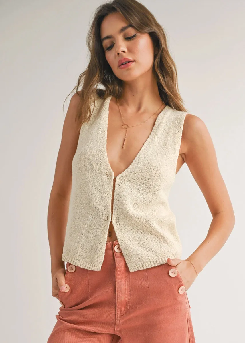 Sully Hook Knit Vest - Beige